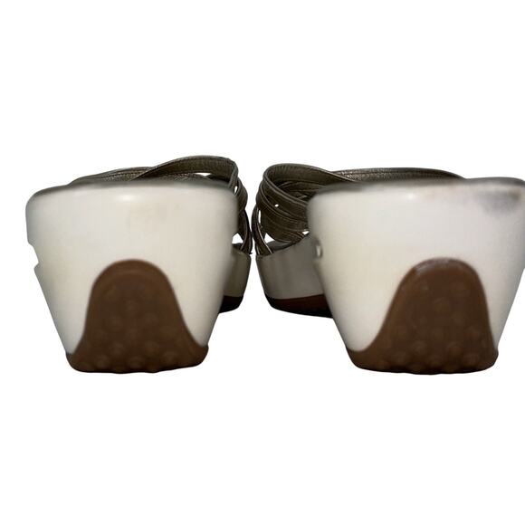 COLE HAAN Women's Sandals Gold Metallic Size 10 B Leather Wedge Slides Shoes‎ - Picture 4 of 14